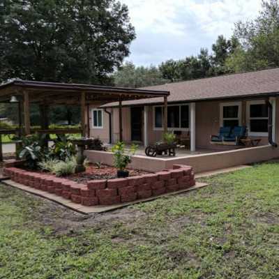 Home For Sale in Dade City, Florida