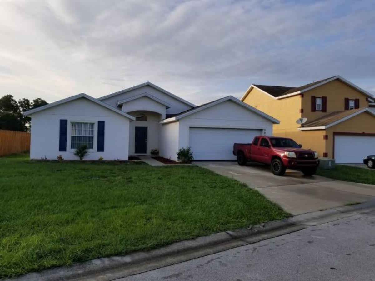 Picture of Home For Sale in Winter Haven, Florida, United States