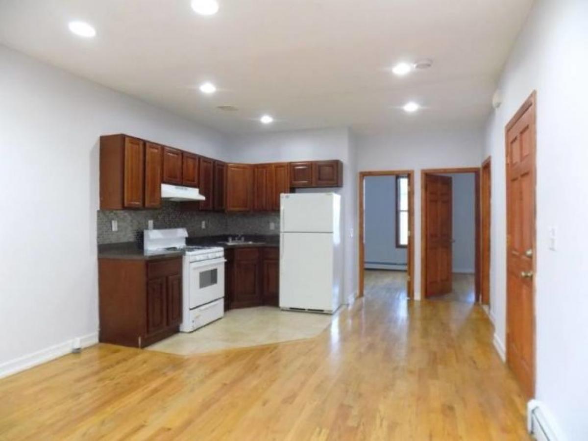 Picture of Home For Rent in Brooklyn, New York, United States