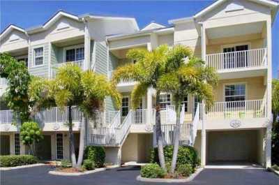 Townhome For Sale in Ruskin, Florida