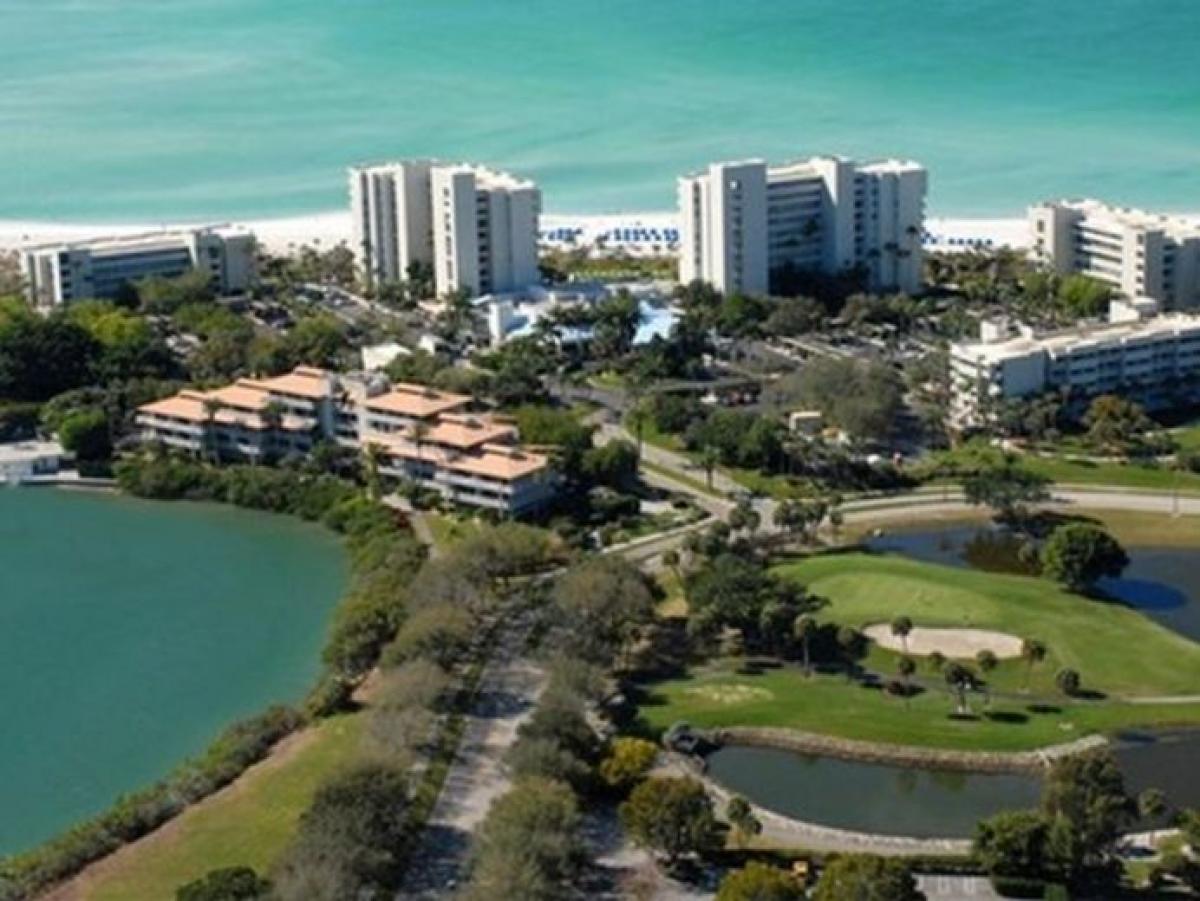 Picture of Condo For Sale in Longboat Key, Florida, United States