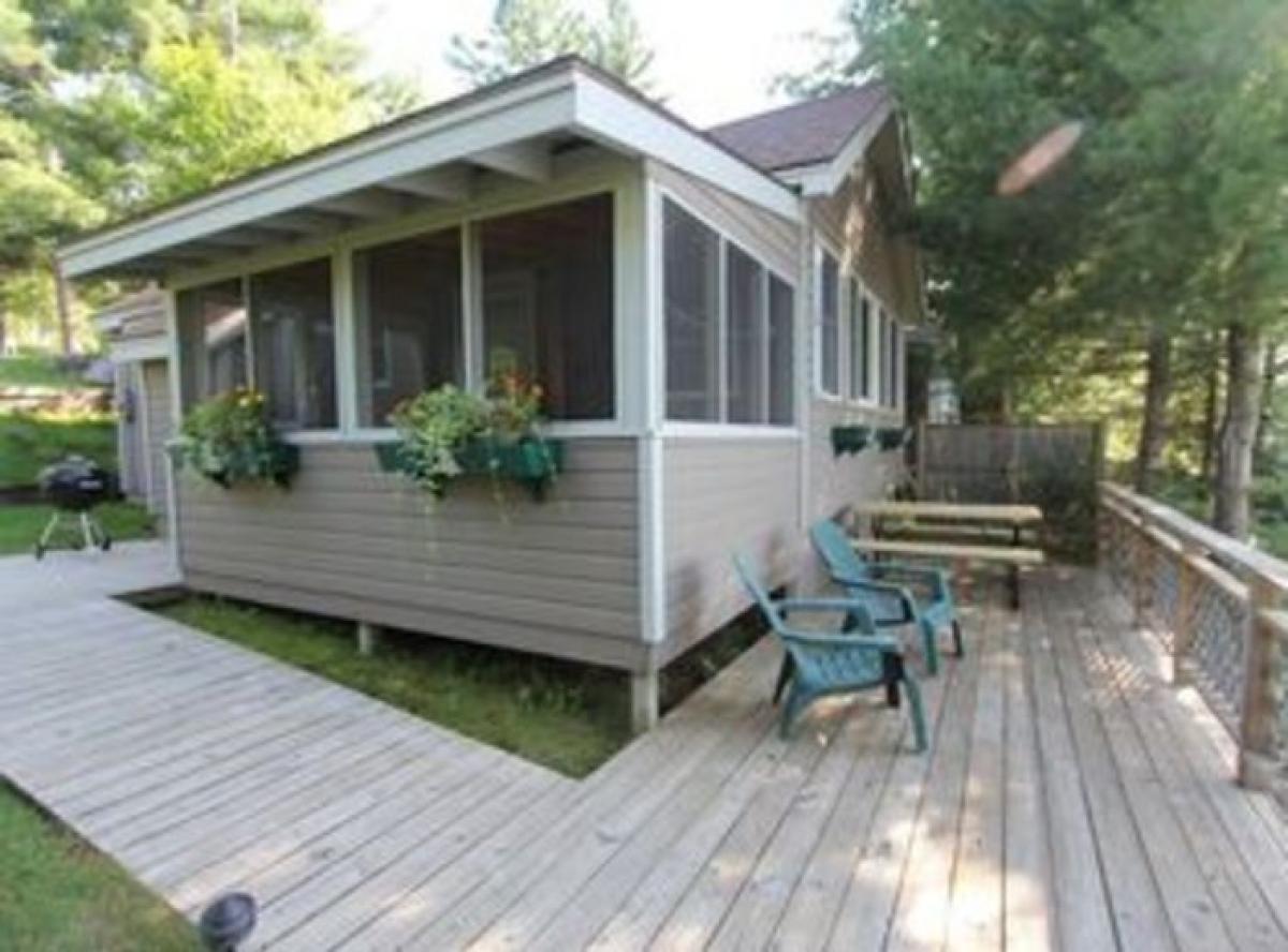 Picture of Home For Sale in Long Lake, New York, United States