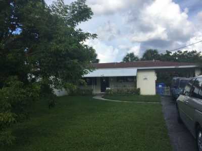 Home For Sale in Saint Petersburg, Florida
