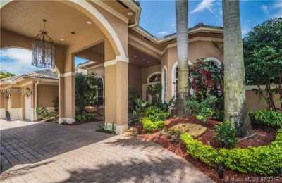 Home For Sale in Weston, Florida