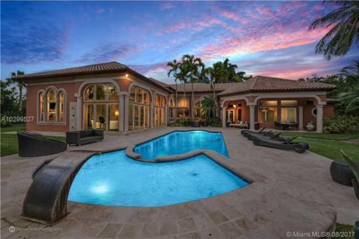 Picture of Home For Sale in Weston, Florida, United States