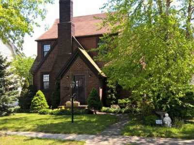 Home For Sale in Lynbrook, New York