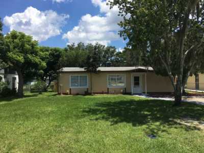 Home For Sale in Sanford, Florida