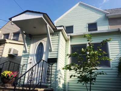 Home For Sale in Brooklyn, New York