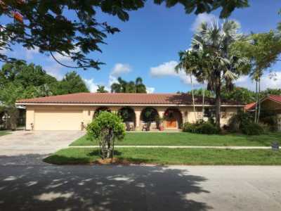 Home For Sale in Plantation, Florida