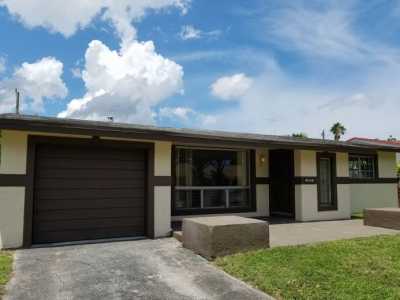 Home For Sale in Miramar, Florida