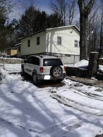 Home For Sale in Jeffersonville, New York