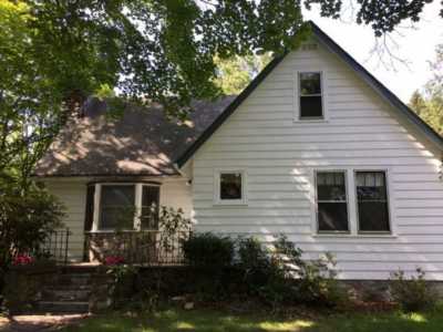 Home For Sale in Yorktown Heights, New York