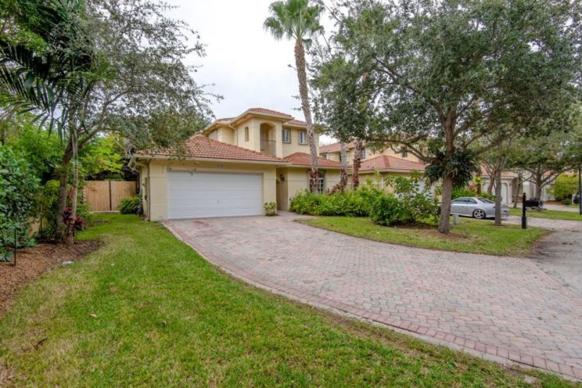 Picture of Home For Sale in Palmetto Bay, Florida, United States