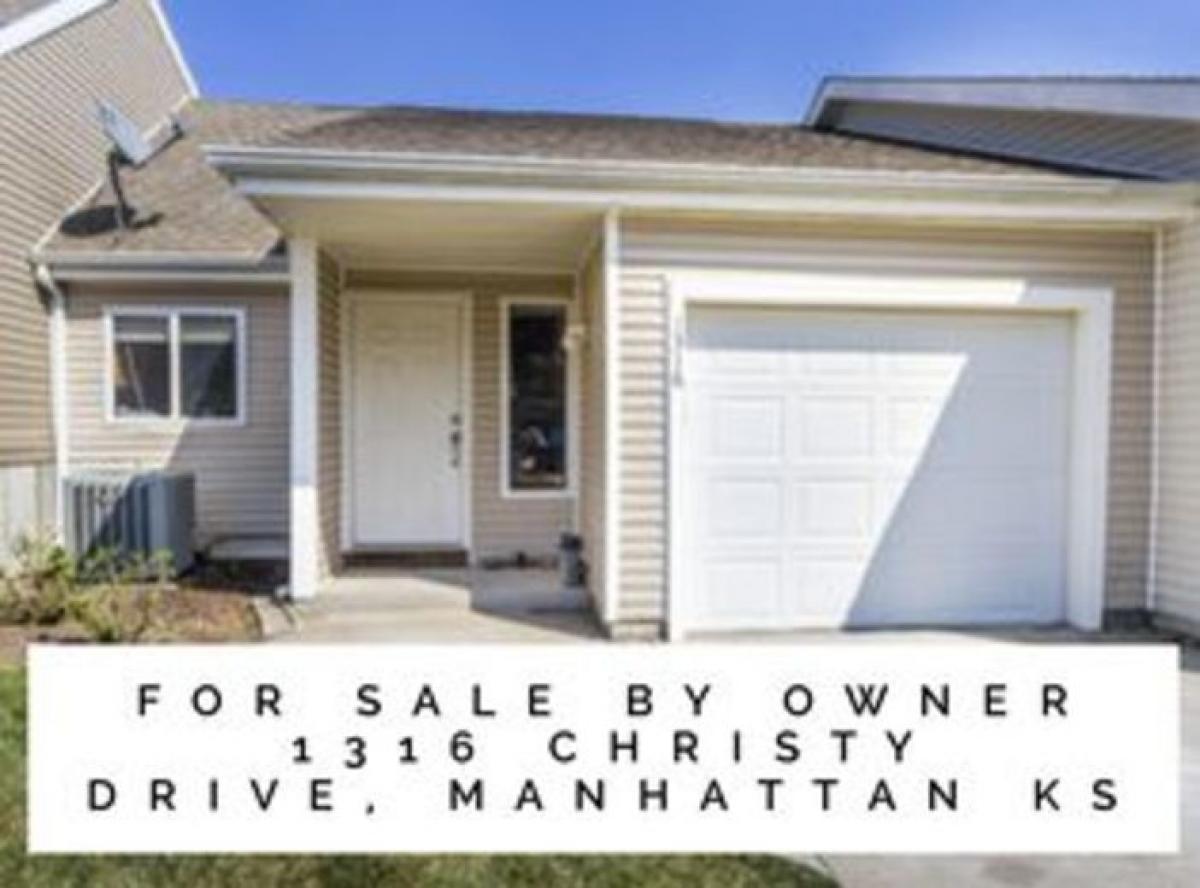 Picture of Home For Sale in Manhattan, Kansas, United States