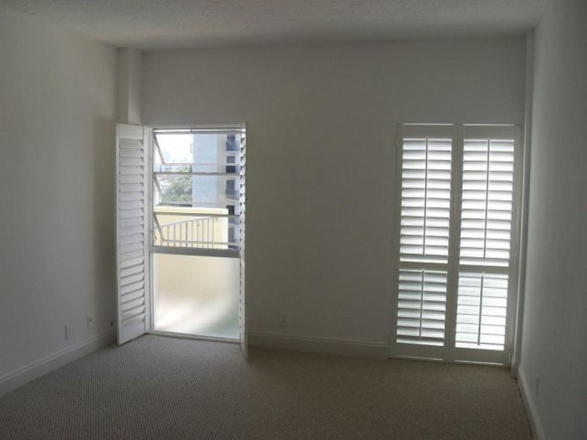 Picture of Condo For Sale in Miami, Florida, United States