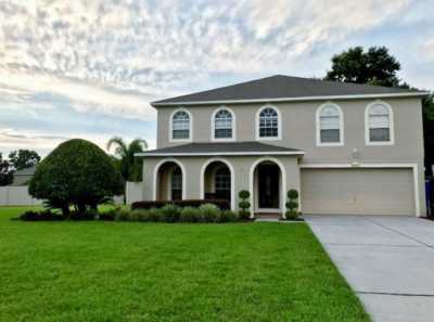 Home For Sale in Mount Dora, Florida