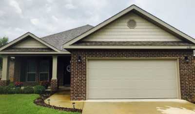 Home For Sale in Pace, Florida