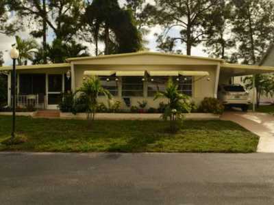 Mobile Home For Sale in Lake Worth, Florida