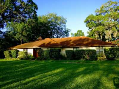 Home For Sale in Orange Park, Florida