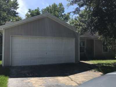 Home For Sale in Middleburg, Florida