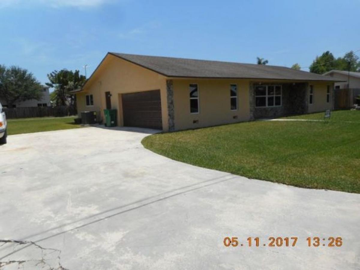 Picture of Home For Sale in Davie, Florida, United States
