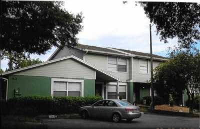 Townhome For Sale in Lutz, Florida