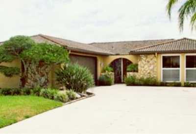 Home For Sale in Port Richey, Florida