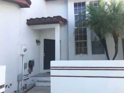 Home For Sale in Cutler Bay, Florida