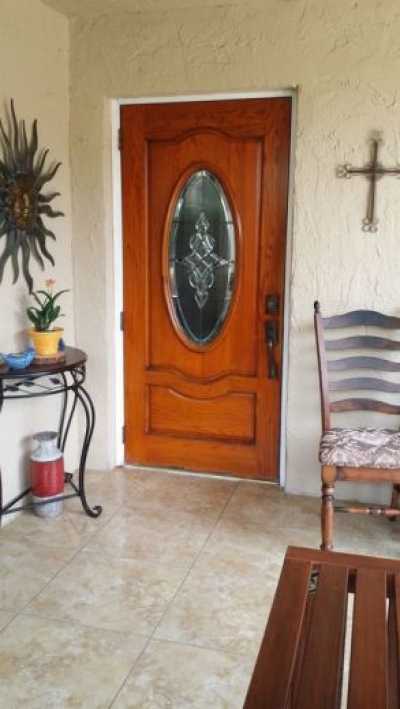 Townhome For Sale in Hialeah, Florida