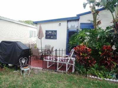 Mobile Home For Sale in Largo, Florida