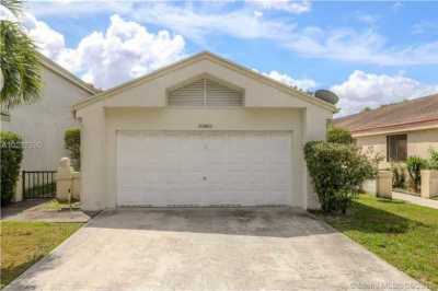 Home For Sale in Coconut Creek, Florida