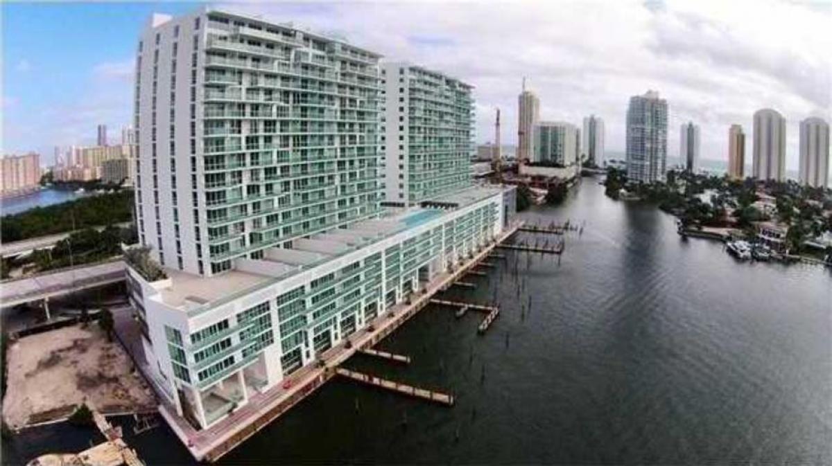 Picture of Condo For Sale in Sunny Isles Beach, Florida, United States
