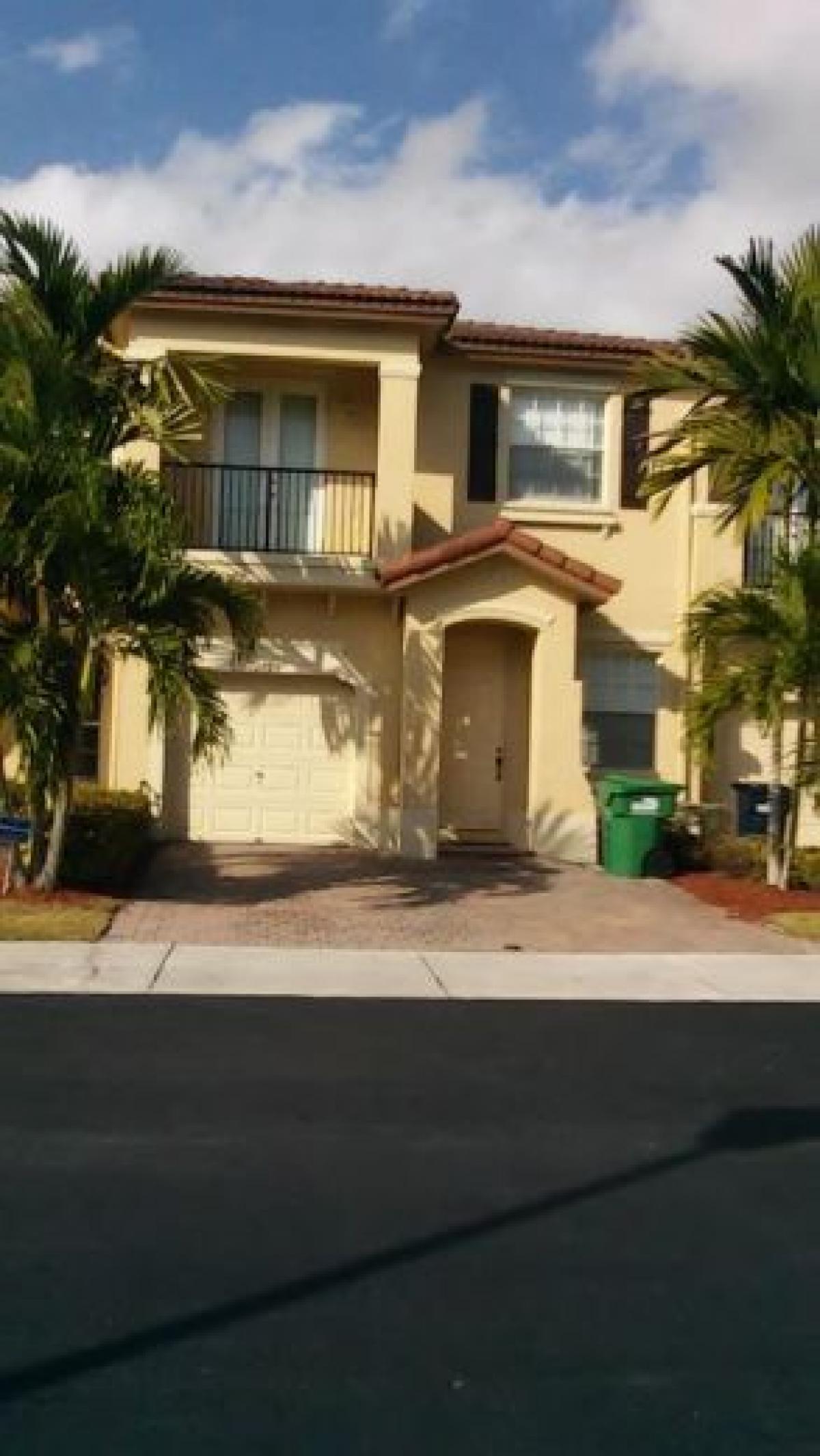 Picture of Townhome For Sale in Miami, Florida, United States