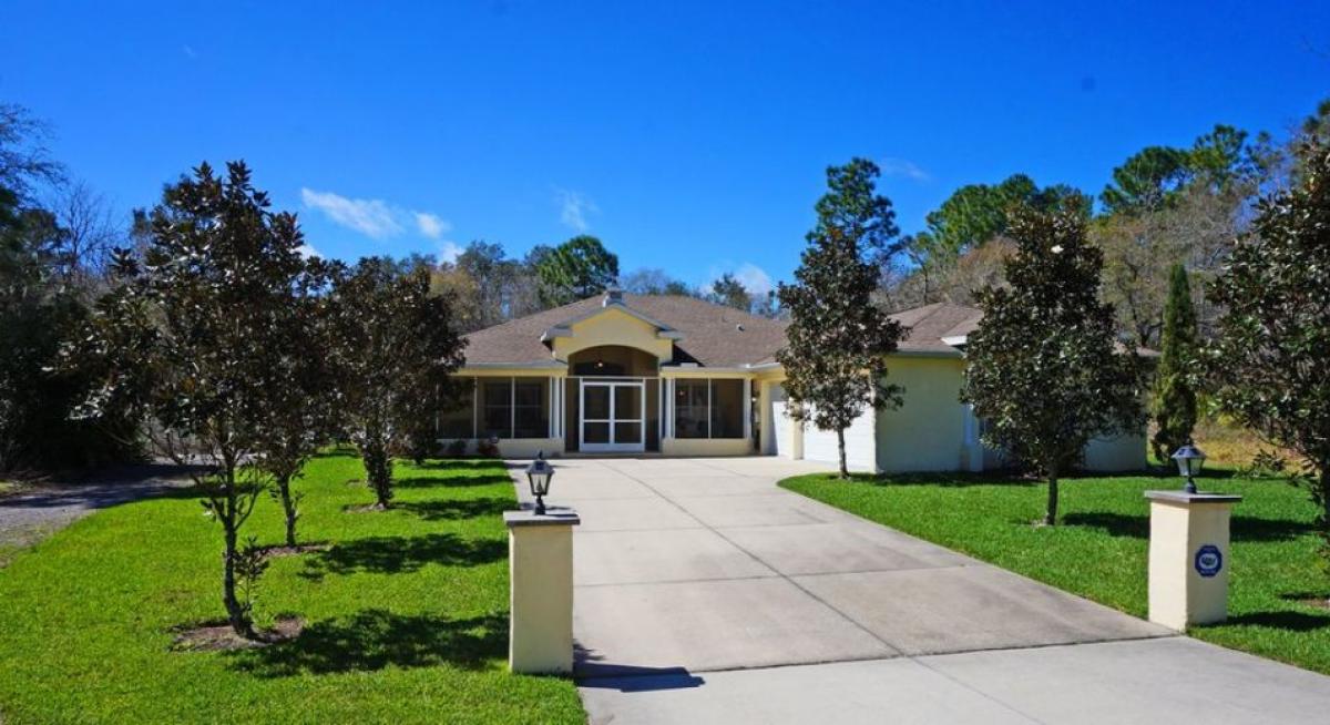 Picture of Home For Sale in Weeki Wachee, Florida, United States