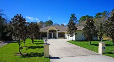 Home For Sale in Weeki Wachee, Florida