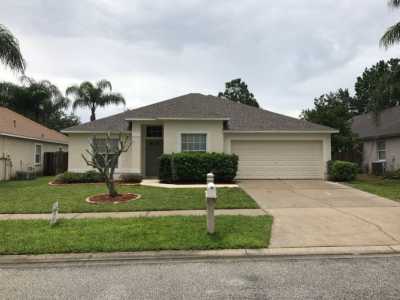 Home For Sale in Zephyrhills, Florida