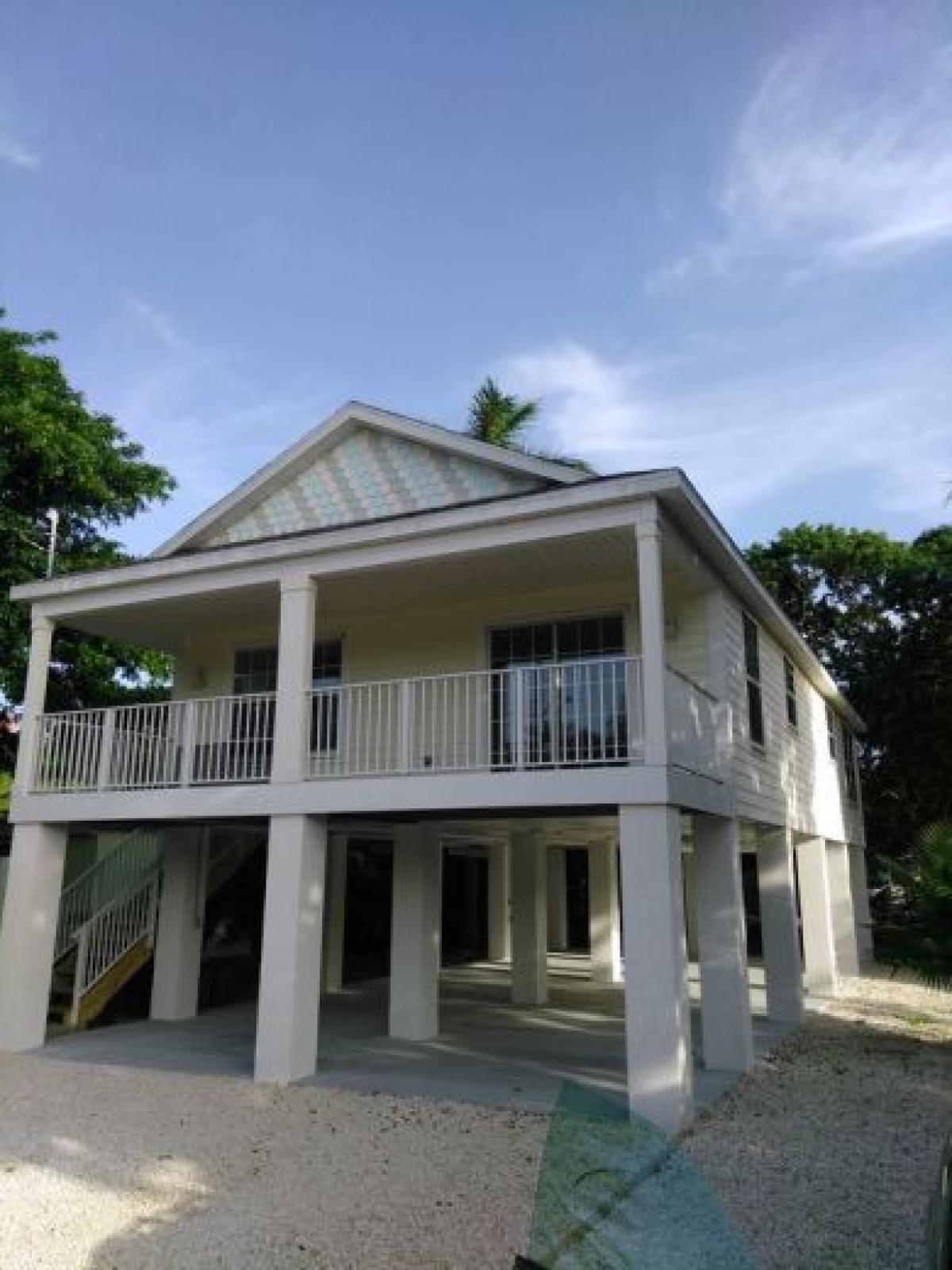 Picture of Home For Sale in Big Pine Key, Florida, United States