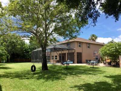 Home For Sale in Royal Palm Beach, Florida