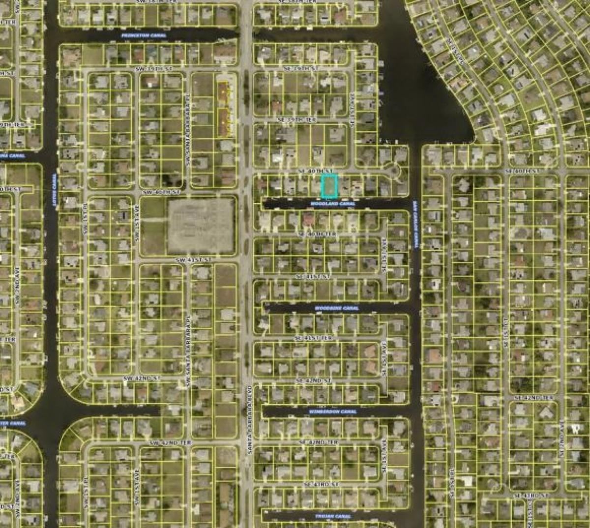 Picture of Residential Land For Sale in Cape Coral, Florida, United States