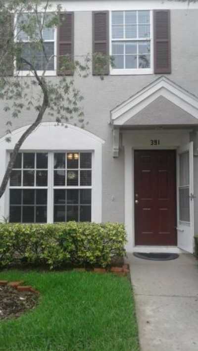 Home For Sale in Oldsmar, Florida
