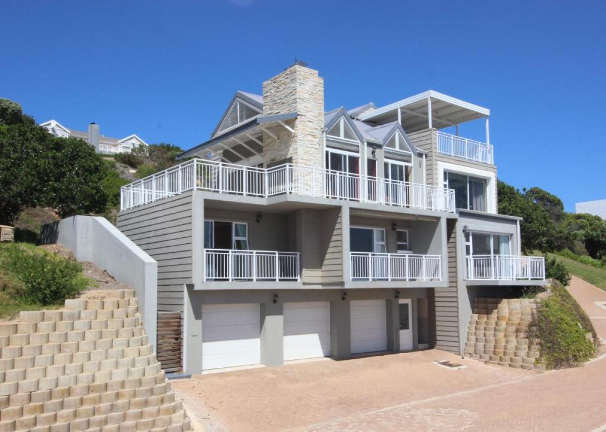 Picture of Home For Sale in George, Western Cape, South Africa