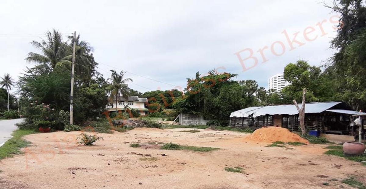 Picture of Commercial Land For Sale in Phetchaburi, Phetchaburi, Thailand