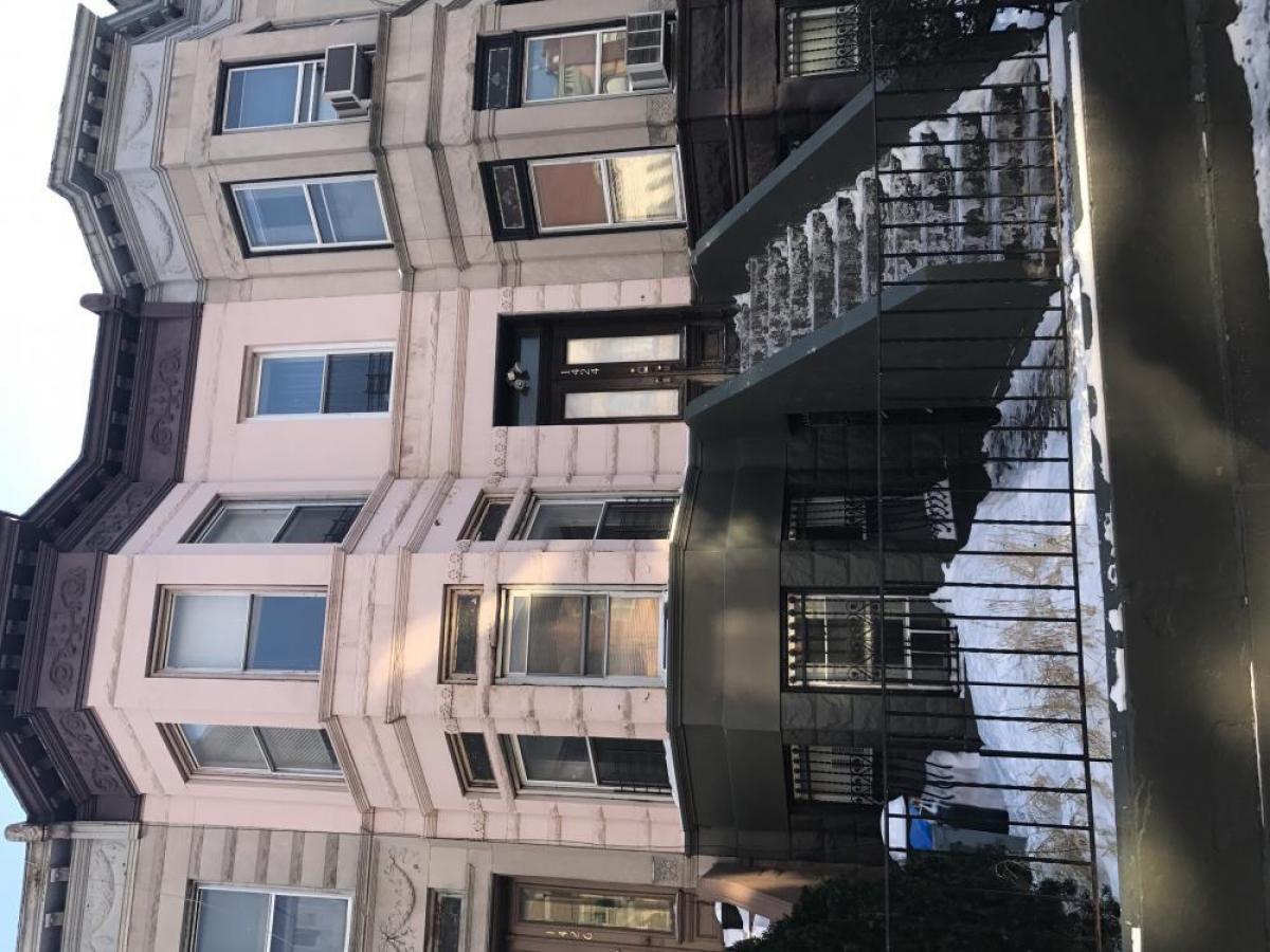 Picture of Multi-Family Home For Sale in Brooklyn, New York, United States