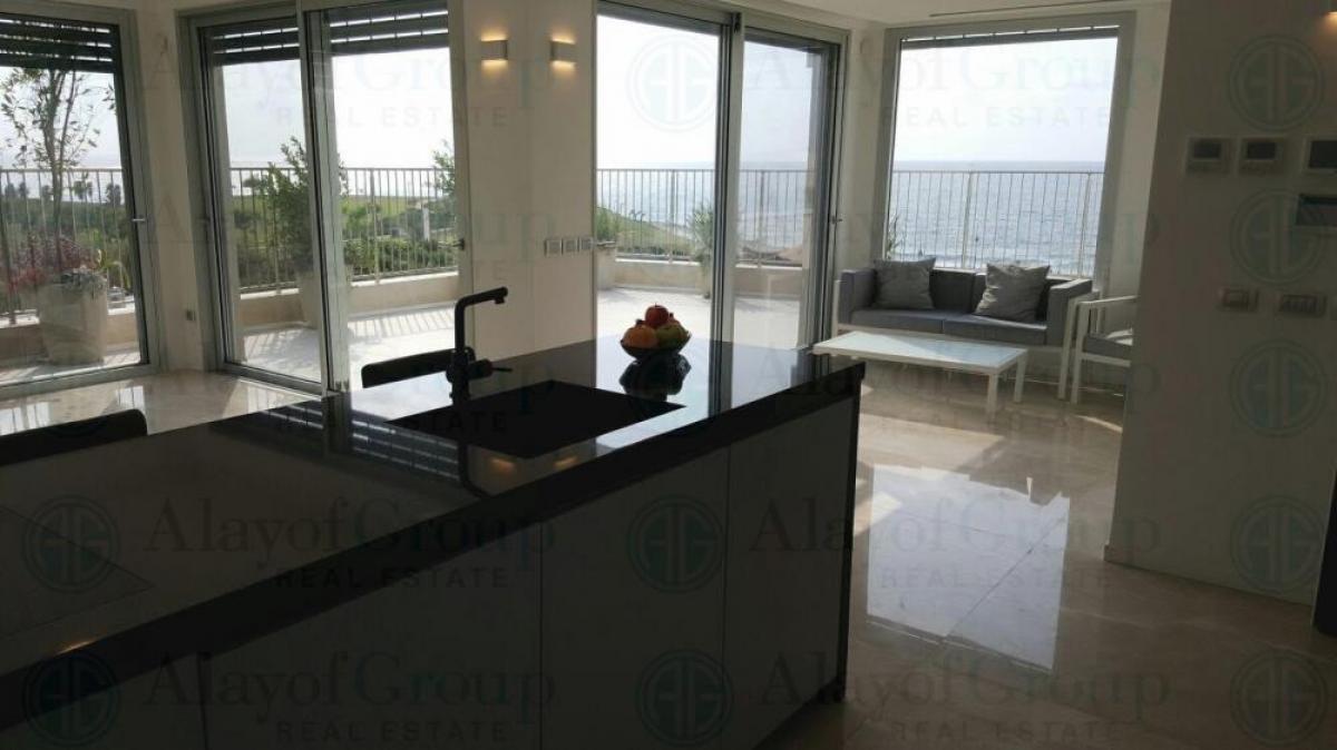 Picture of Penthouse For Rent in Tel Aviv, Tel Aviv District, Israel