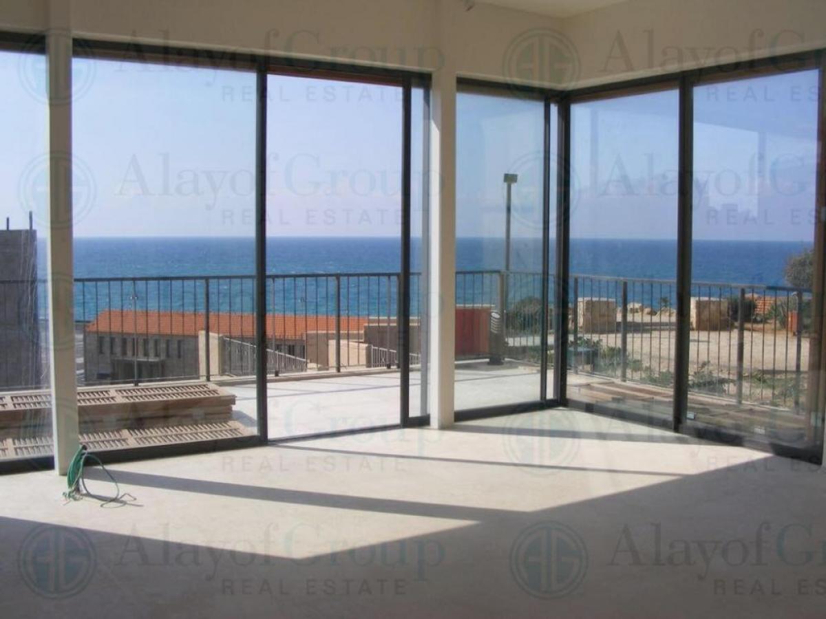 Picture of Home For Sale in Tel Aviv, Tel Aviv District, Israel