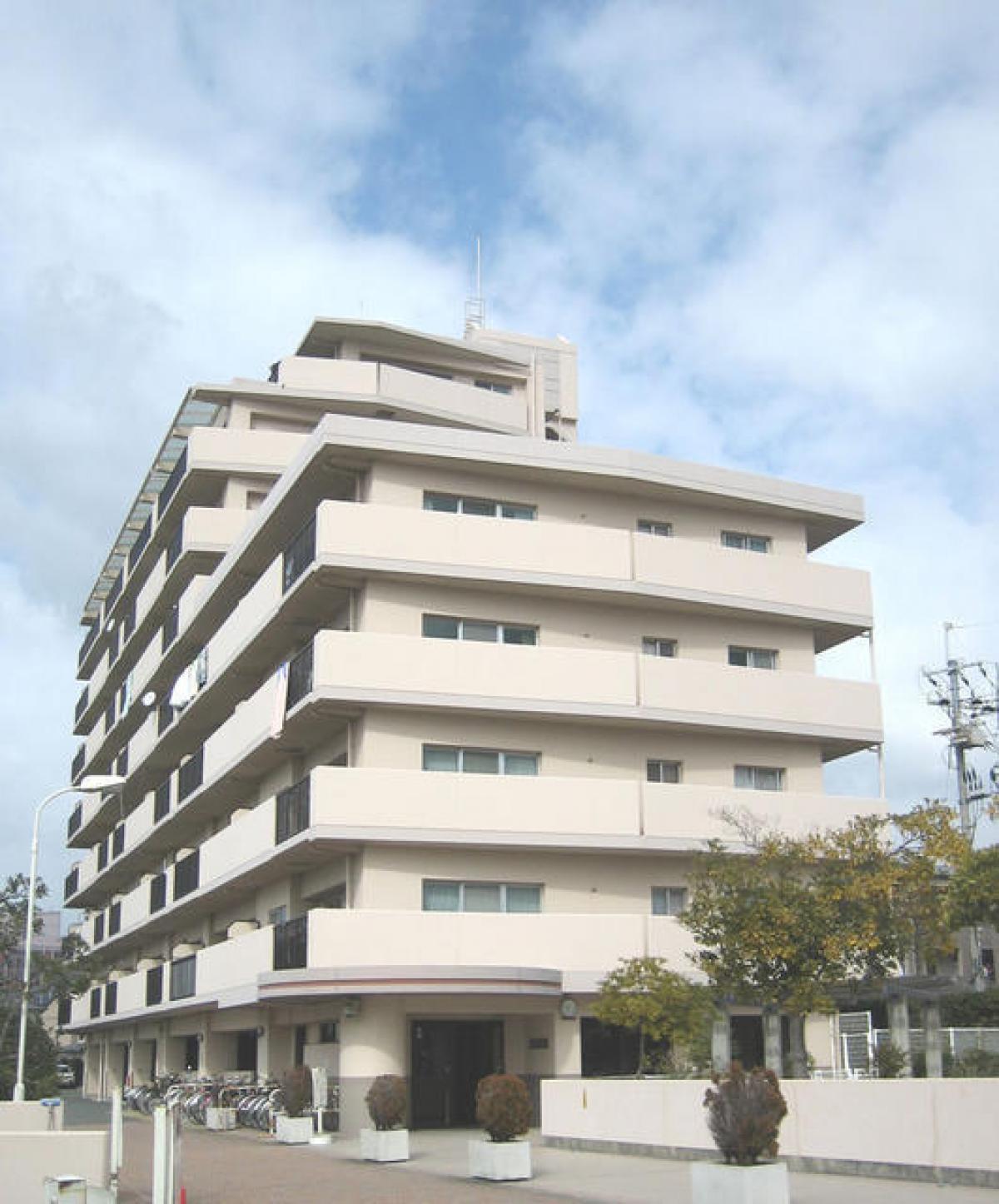Picture of Apartment For Sale in Izumisano Shi, Osaka, Japan