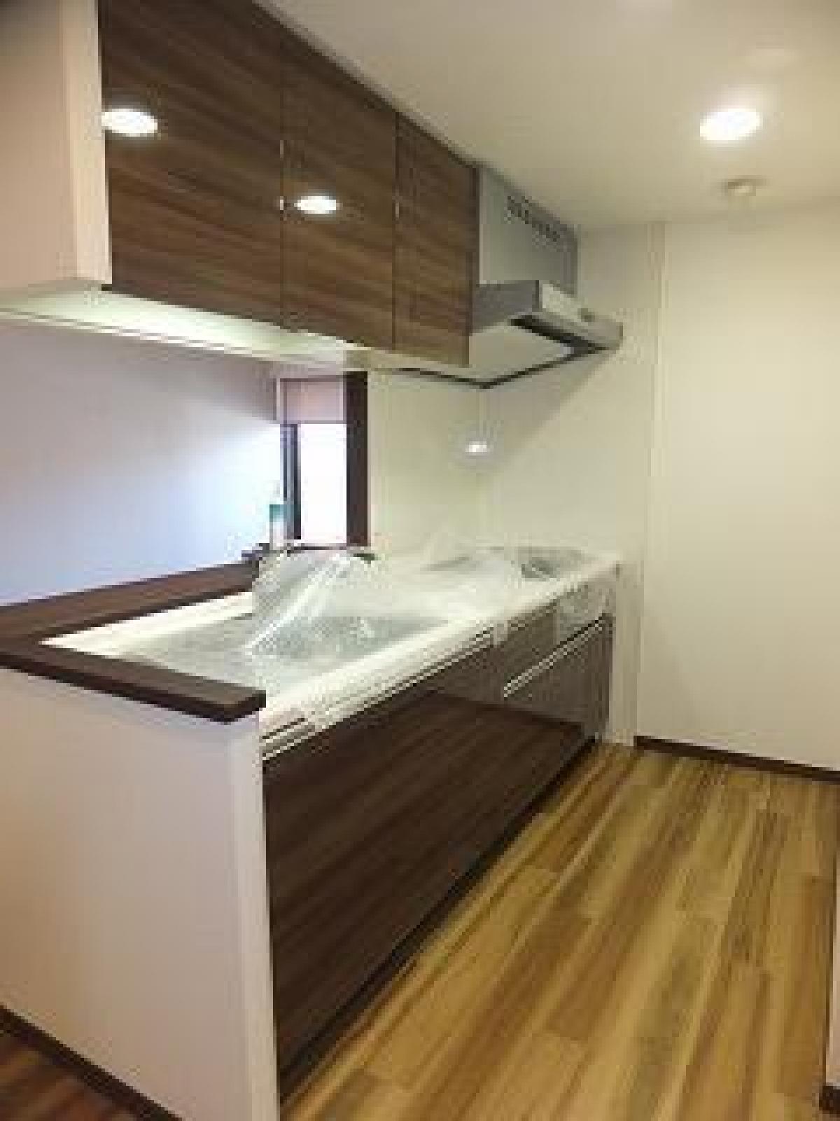 Picture of Apartment For Sale in Kobe Shi Hyogo Ku, Hyogo, Japan