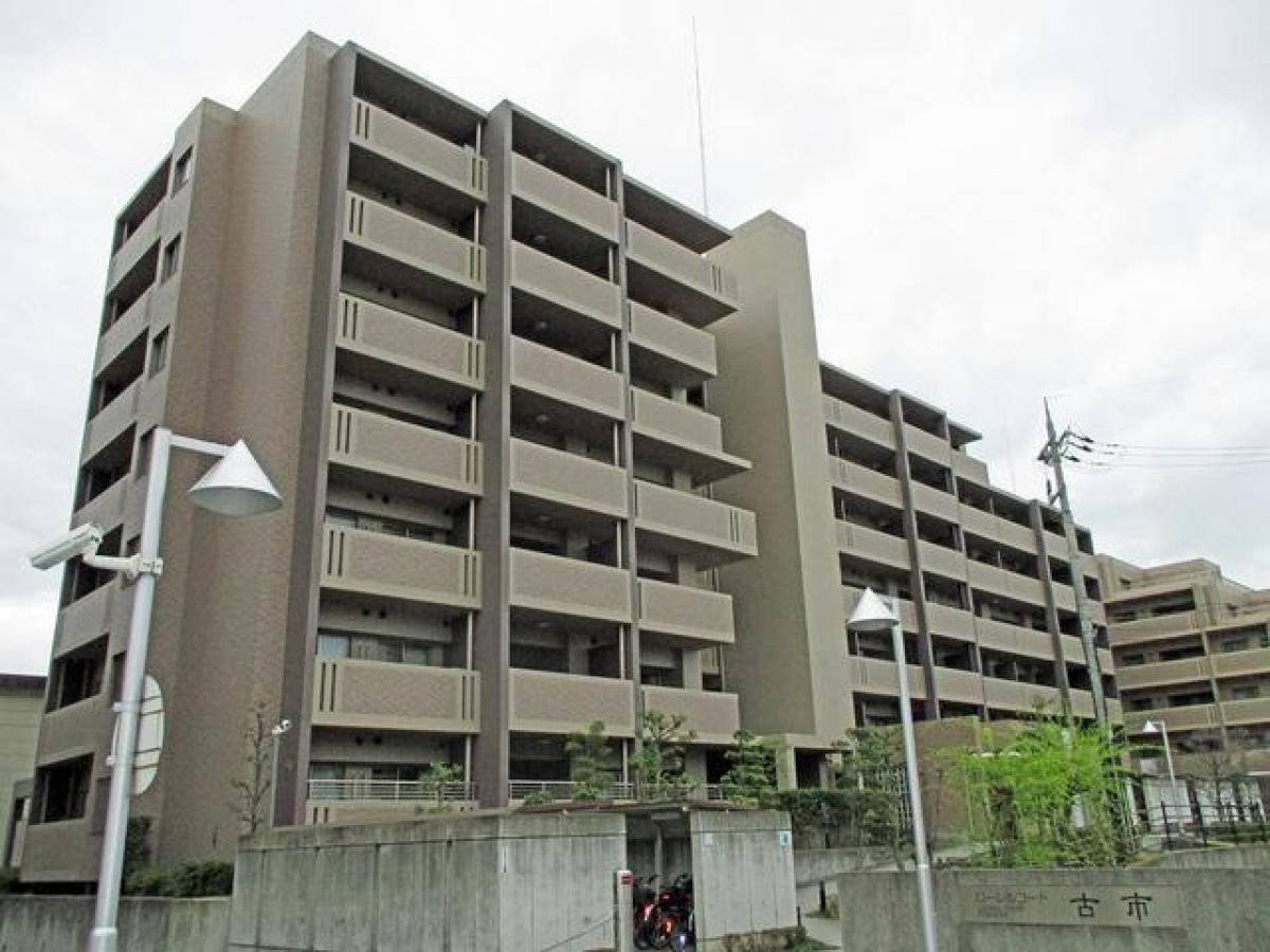 Picture of Apartment For Sale in Habikino Shi, Osaka, Japan