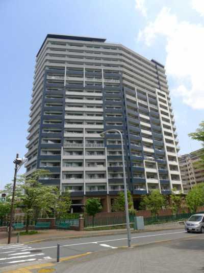Apartment For Sale in Yokohama Shi Kanazawa Ku, Japan