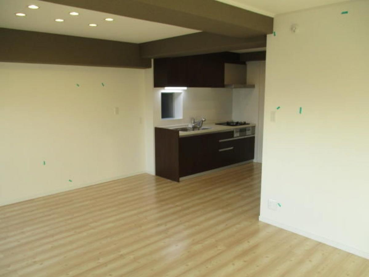 Picture of Apartment For Sale in Toyonaka Shi, Osaka, Japan